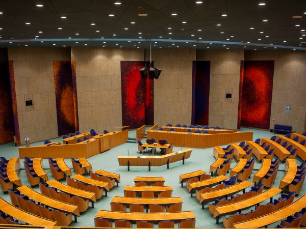 Delivering Eco-friendly auditorium furniture manufacturer with get furniture in Delhi