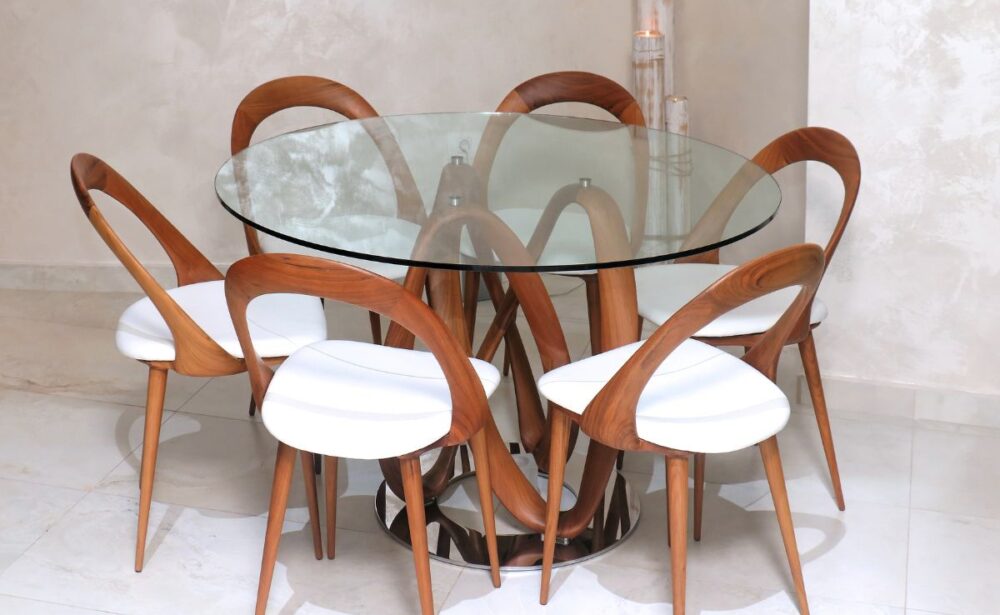 Get Furniture as the Restaurant Dining Tables Manufacturer Delhi offering elegant glass and wooden dining sets.