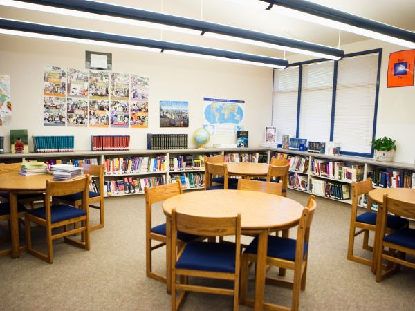 School furniture manufacturer Delhi library setup